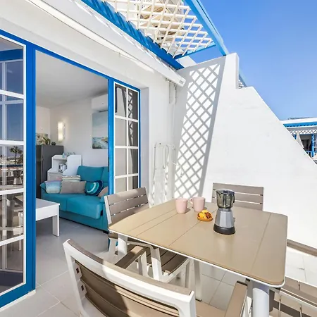 Sea View Terrace, 3 Min Pool & Fast Wifi Puerto del Carmen (Lanzarote)
